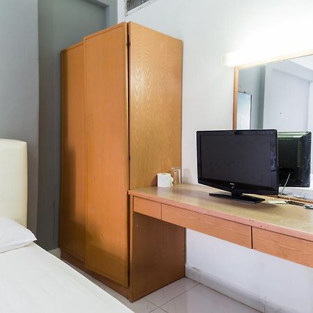 Hôtel Reddoorz Near Aljunied Mrt à Singapour Extérieur photo