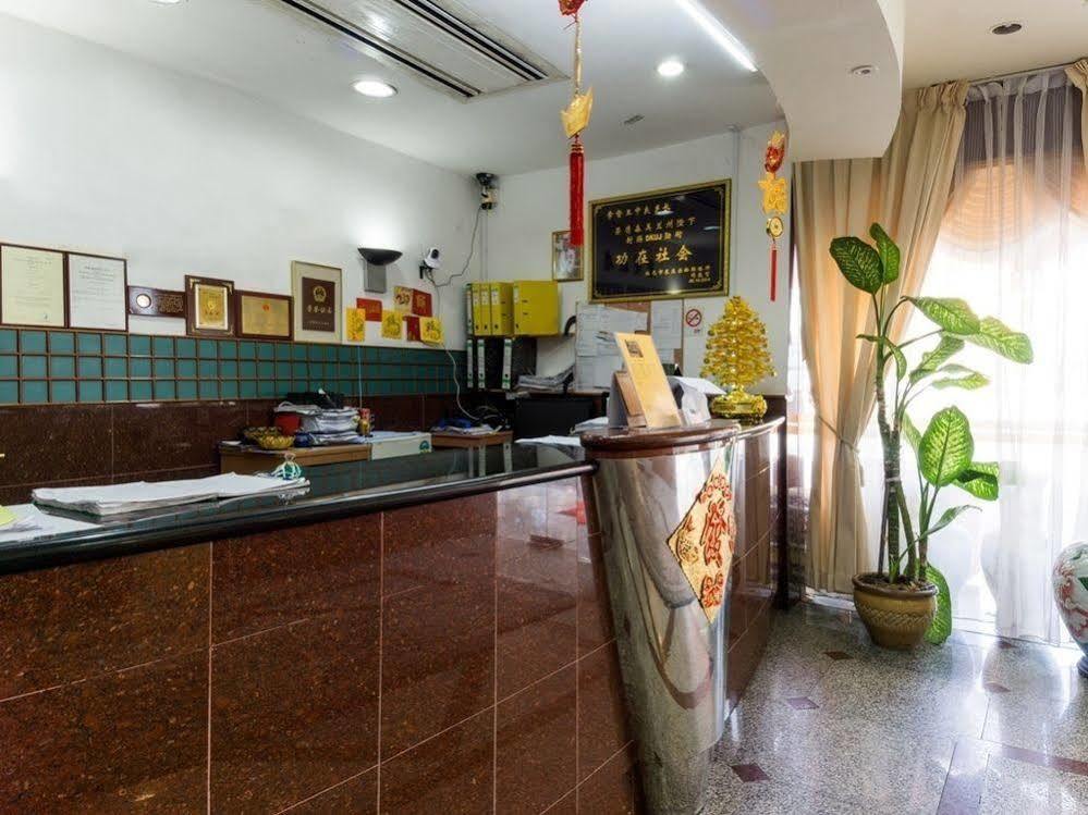 Hôtel Reddoorz Near Aljunied Mrt à Singapour Extérieur photo
